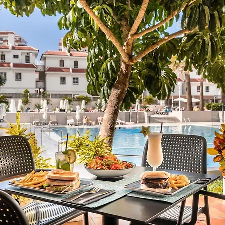 Catalonia Oro Negro Hotel 3*