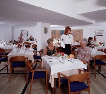 Catalonia Oro Negro Hotel